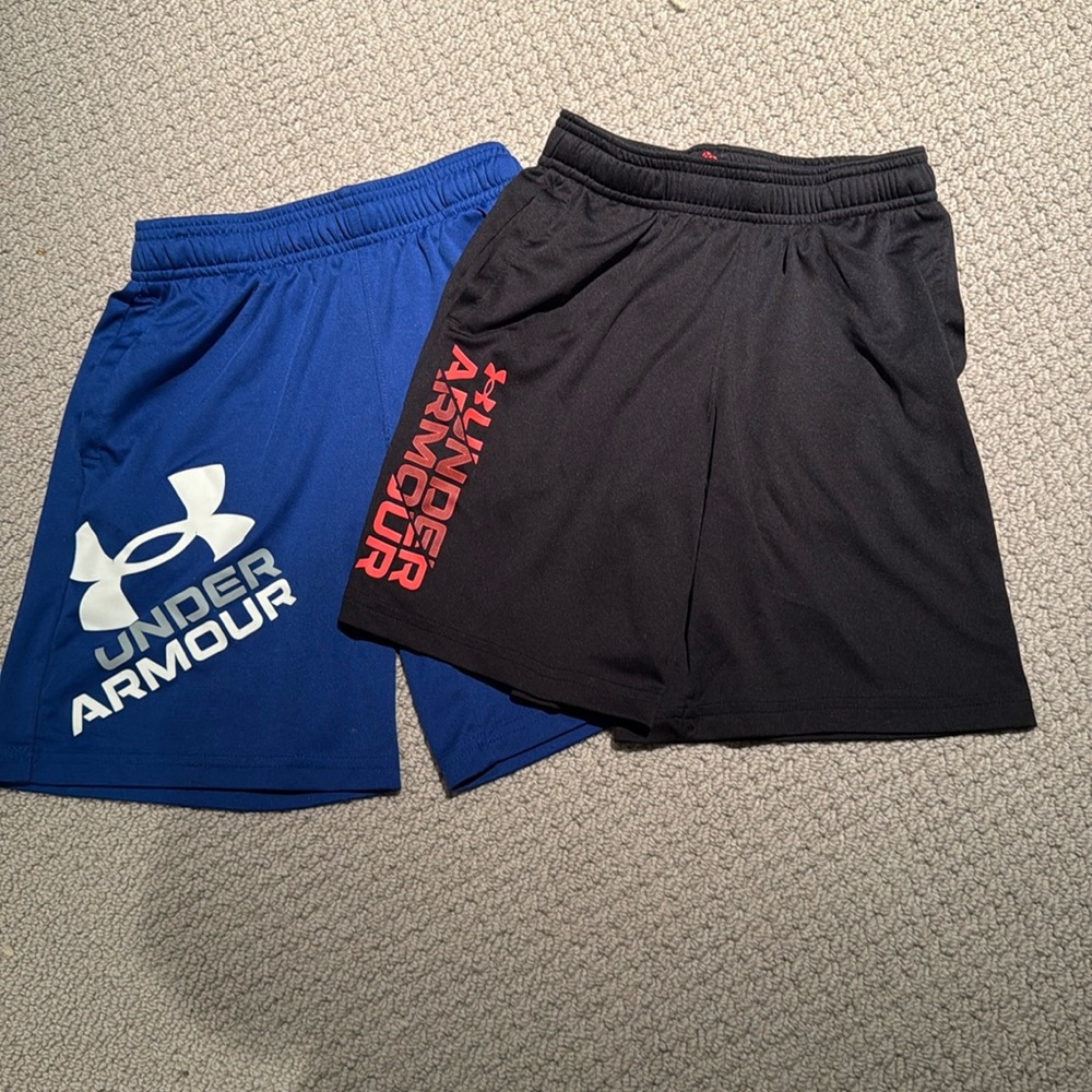 GUC Under Armour Shorts, YS